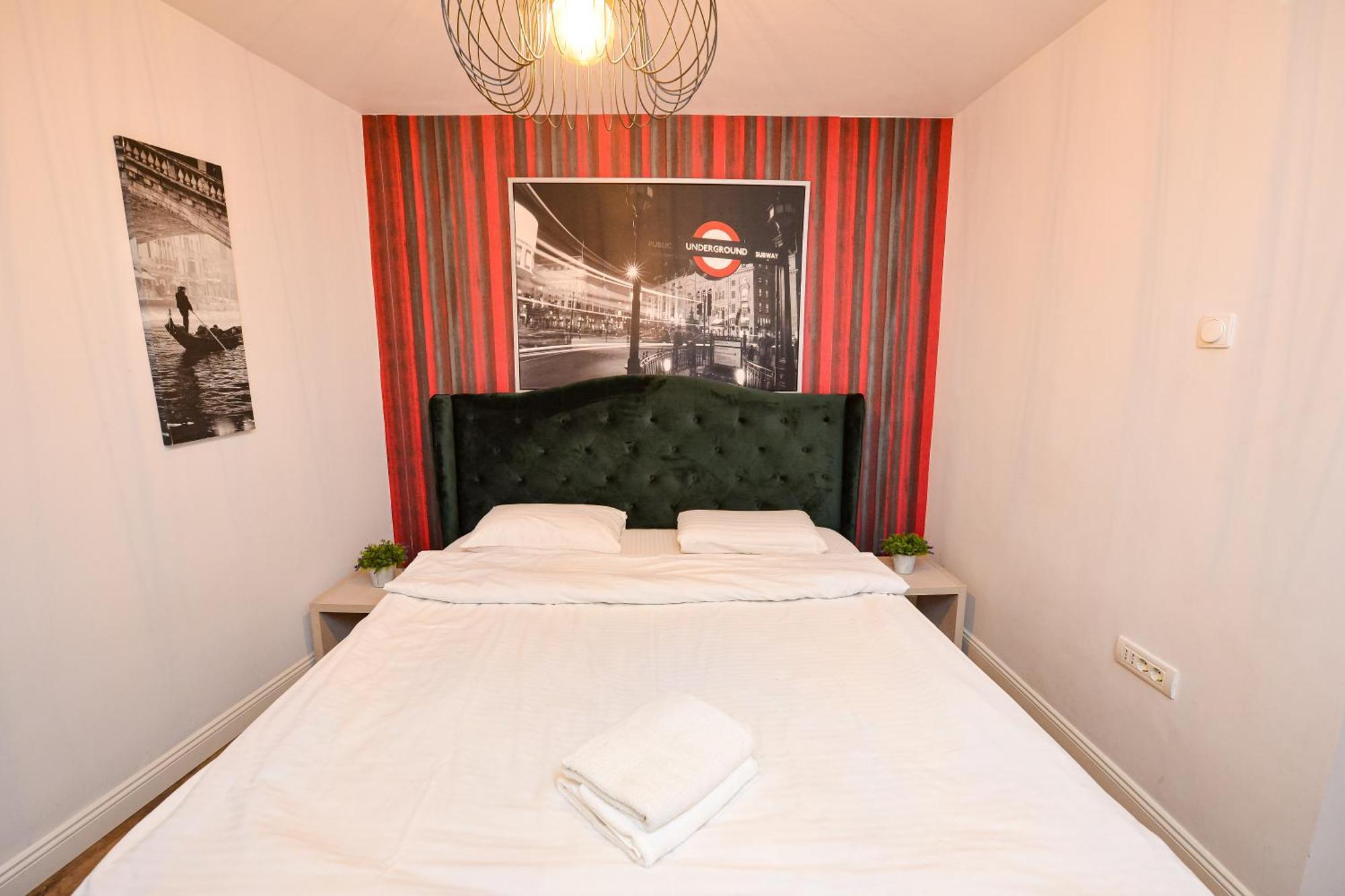 City Center Apartment *